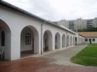 Debrecen, Péterfia u. 28.jpg Debrecen, Péterfia u. 28.jpg