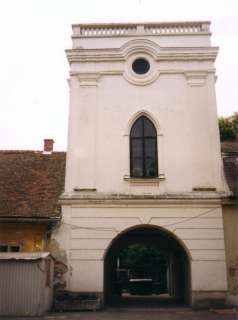 Gyula, Kossuth u. 15.jpg Gyula, Kossuth u. 15.jpg